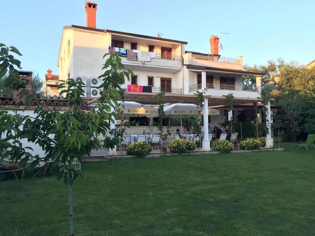 Vera Bed And Breakfast Valica Exterior photo