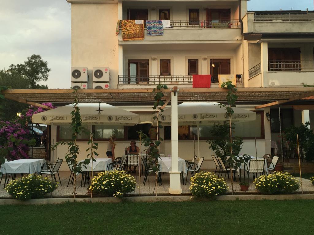 Vera Bed And Breakfast Valica Exterior photo