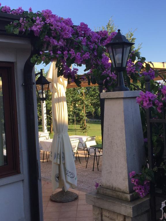 Vera Bed And Breakfast Valica Exterior photo