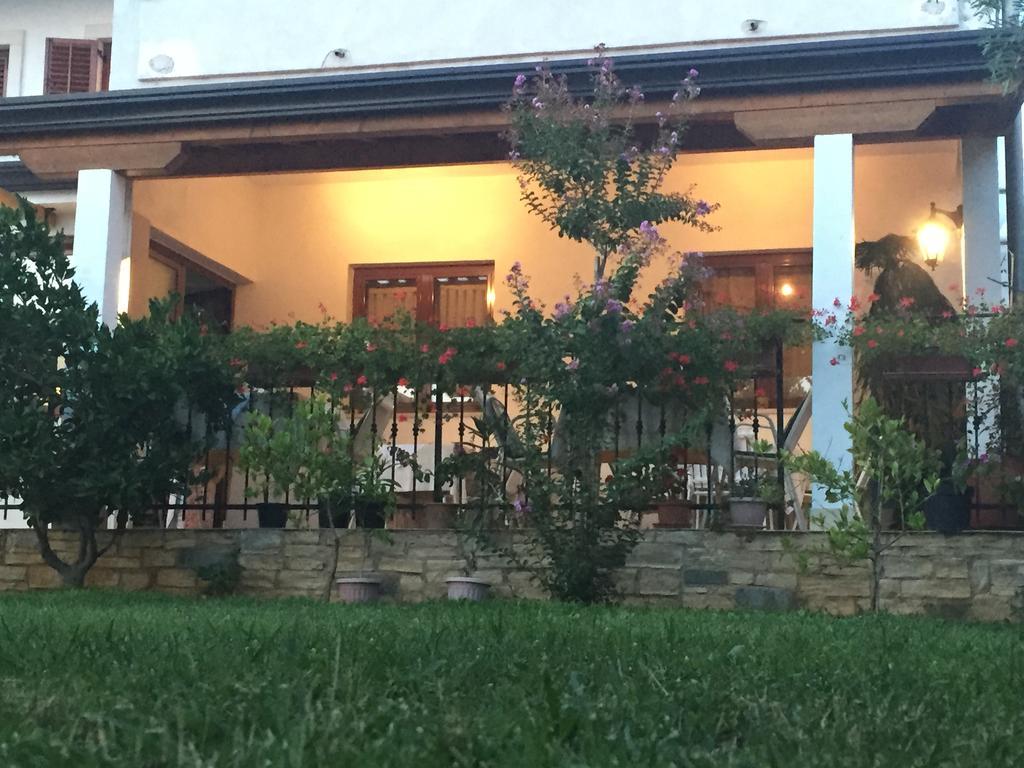 Vera Bed And Breakfast Valica Exterior photo