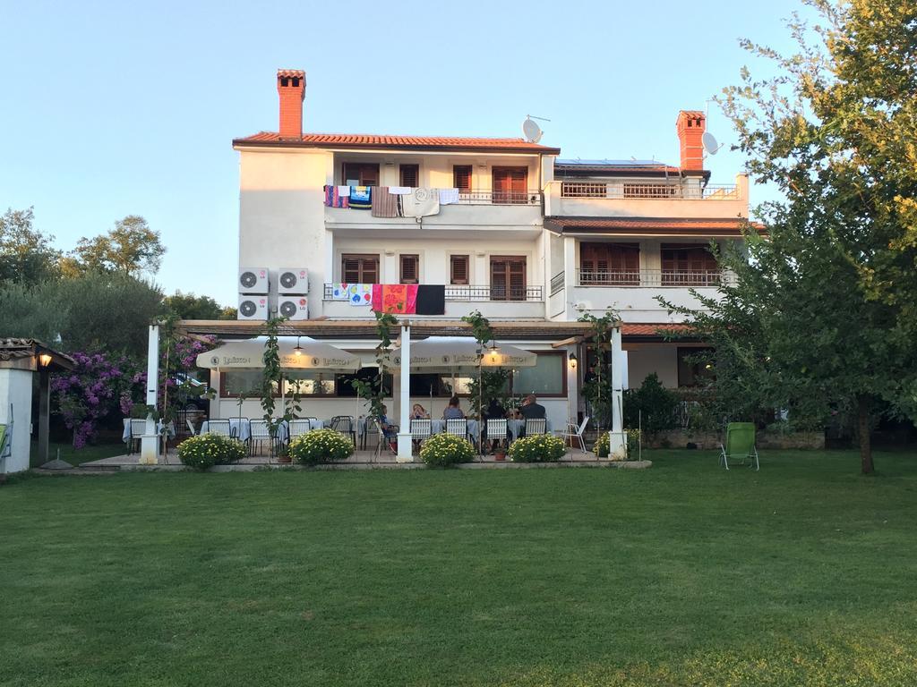 Vera Bed And Breakfast Valica Exterior photo